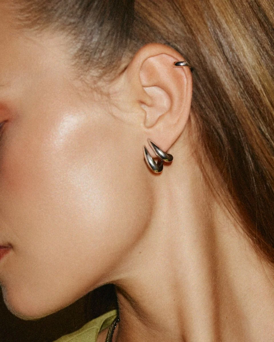 Double Tooth Earrings Silver - Image 2