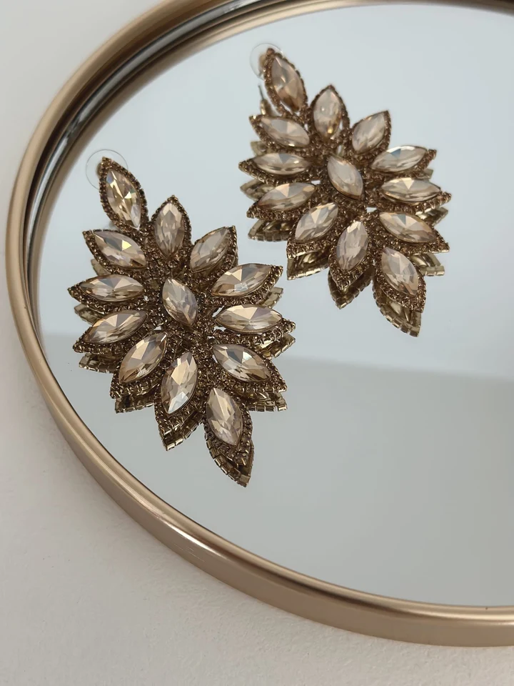 Floral Crystal White Earrings
