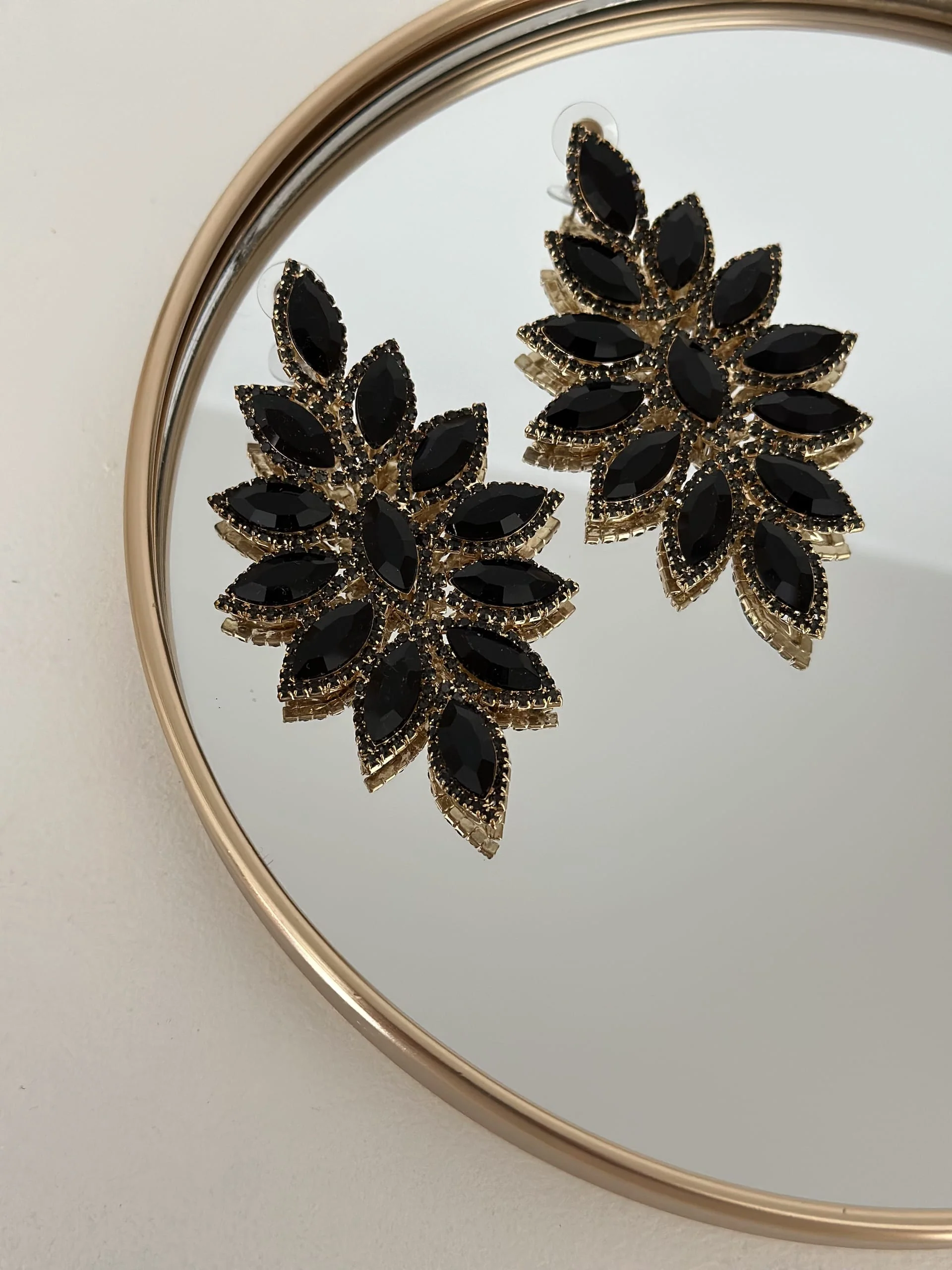 Floral Crystal Black Earrings